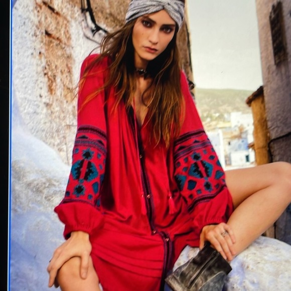 Free People In The Clear Embroidered Dress Size S EUC Oversized Relaxed Fit - Picture 4 of 13